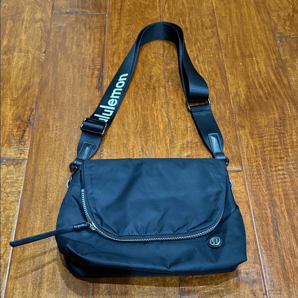 lululemon athletica Black Messenger Bag